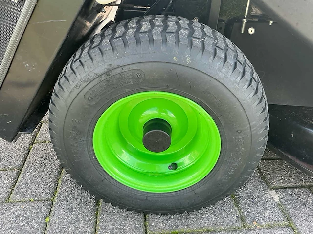 2012 etesia m2e elektrische zitmaaier - afbeelding 14 van  15