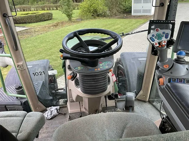 2012 fendt 720 vario vierwielaangedreven landbouwtractor - afbeelding 20 van  28