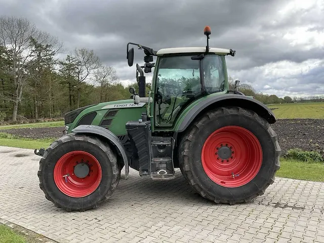 2012 fendt 720 vario vierwielaangedreven landbouwtractor - afbeelding 12 van  28