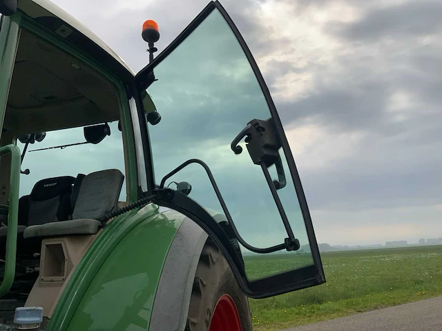 2012 fendt 720 vario vierwielaangedreven landbouwtractor - afbeelding 15 van  40