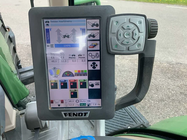 2012 fendt 720 vario vierwielaangedreven landbouwtractor - afbeelding 21 van  40