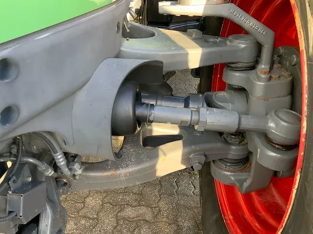 2012 fendt 927 vario profi plus vierwielaangedreven landbouwtractor - afbeelding 9 van  42