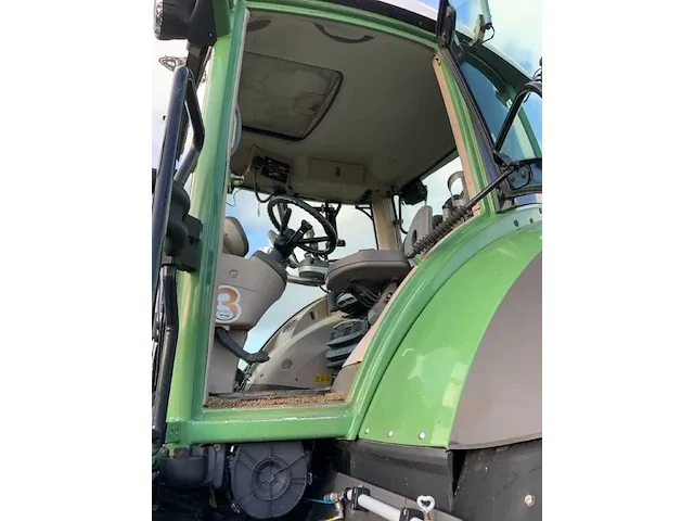 2012 fendt 927 vario profi plus vierwielaangedreven landbouwtractor - afbeelding 22 van  42