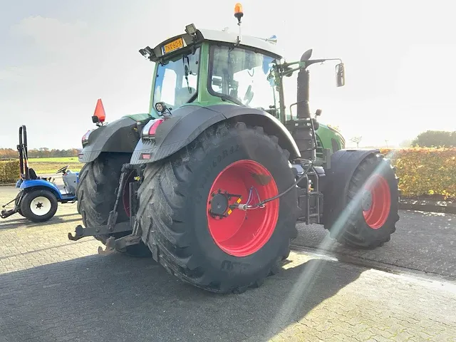 2012 fendt 927 vario profi plus vierwielaangedreven landbouwtractor - afbeelding 23 van  42
