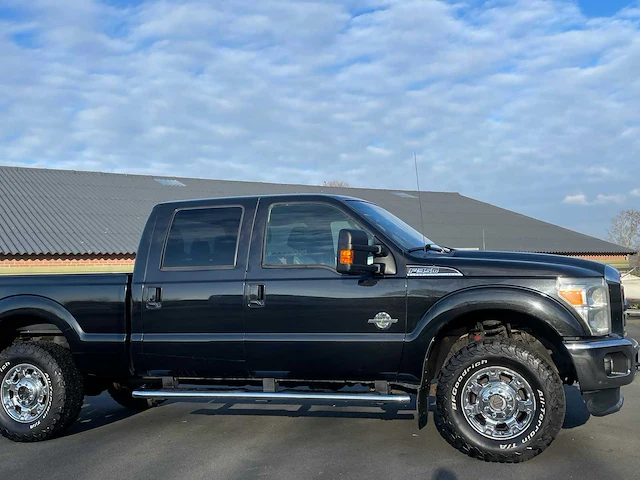 2012 ford 6.7 powerstroke b20 f350 bedrijfswagen - afbeelding 36 van  38