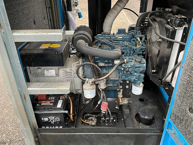 2012 generac light tower stationaire lichtmast - afbeelding 3 van  15