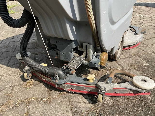 2012 hako hakomatic b45 cl schrob-zuigmachine - afbeelding 11 van  11