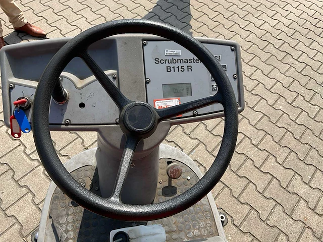 2012 hako scrubmaster b115r schrob-zuigmachine - afbeelding 5 van  15