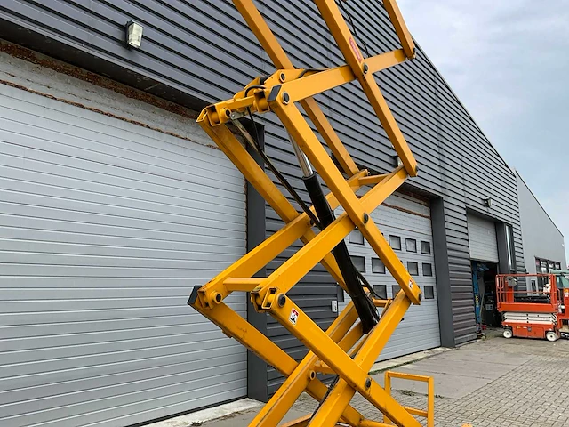 2012 haulotte compact 10 hoogwerker - afbeelding 10 van  12