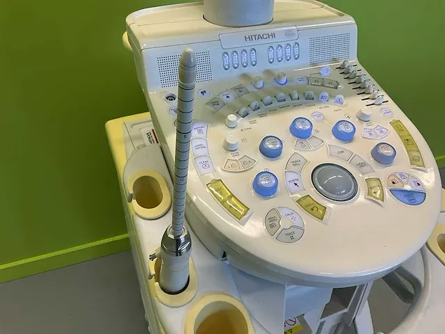 2012 hitachi hi-vision avius ultrasound-apparaat - afbeelding 13 van  14