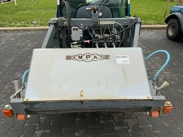2012 holder c250 werktuigerdrager met onkruidbrander installatie - afbeelding 10 van  39