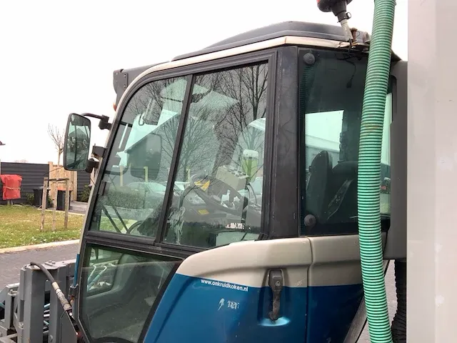 2012 holder c250 werktuigerdrager met onkruidbrander installatie - afbeelding 37 van  39