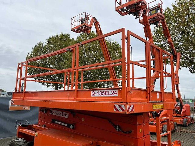 2012 holland lift q-135el24 hoogwerker - afbeelding 27 van  31