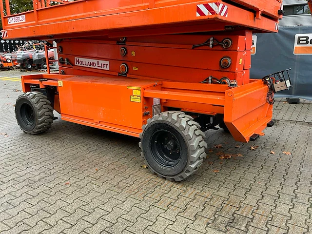 2012 holland lift q-135el24 hoogwerker - afbeelding 31 van  31