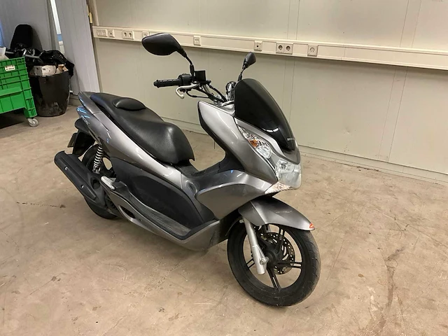 2012 honda pcx125 motor scooter 09-mb-rt - afbeelding 9 van  14
