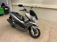2012 honda pcx125 motor scooter 09-mb-rt - afbeelding 9 van  14