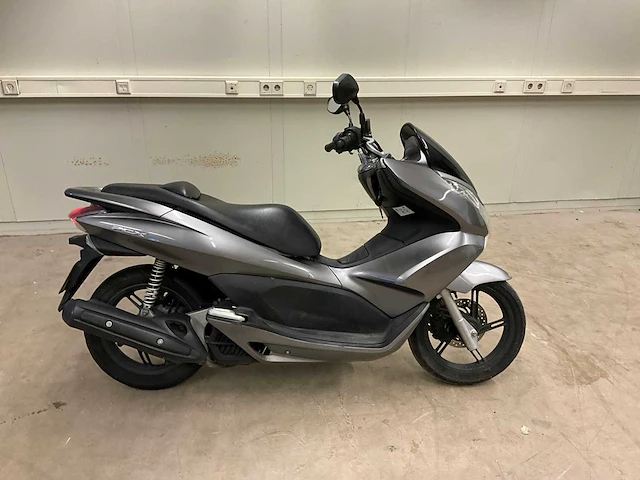 2012 honda pcx125 motor scooter 09-mb-rt - afbeelding 10 van  14
