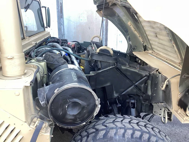 2012 humvee m1114 legervoertuig - afbeelding 19 van  23