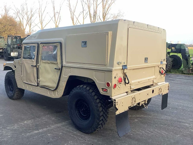 2012 humvee m1114 legervoertuig - afbeelding 5 van  23