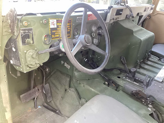 2012 humvee m1114 legervoertuig - afbeelding 6 van  23