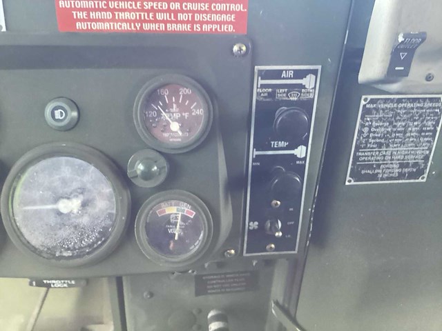 2012 humvee m1114 legervoertuig - afbeelding 7 van  22