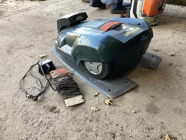 2012 husqvarna 220 ac robotmaaier - afbeelding 4 van  9