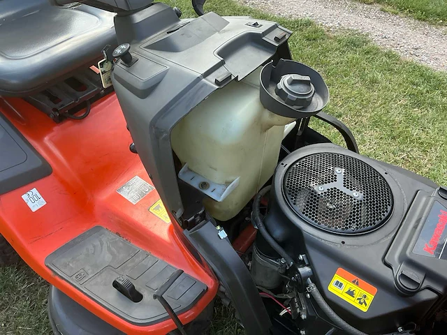 2012 husqvarna cth164t zitmaaier - afbeelding 15 van  24
