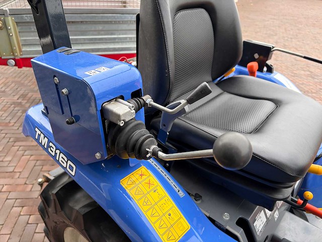 2012 iseki tm3160f minitractor + toebehoren - afbeelding 6 van  33