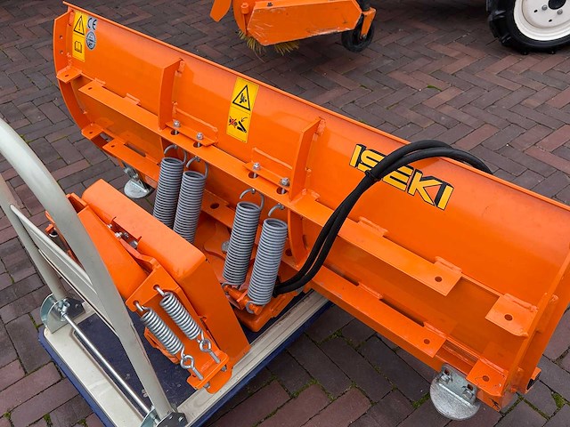 2012 iseki tm3160f minitractor + toebehoren - afbeelding 25 van  33