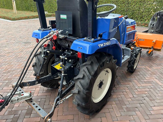 2012 iseki tm3160f minitractor + toebehoren - afbeelding 28 van  33
