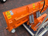 2012 iseki tm3160f minitractor + toebehoren - afbeelding 26 van  33