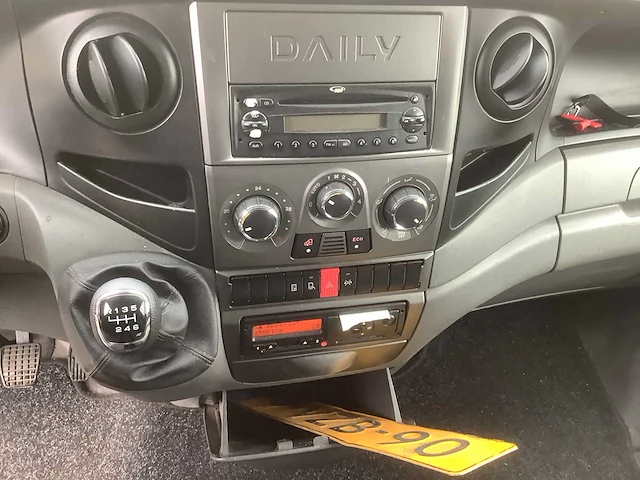 2012 iveco daily 40c15 d 375 bedrijfswagen - afbeelding 2 van  20