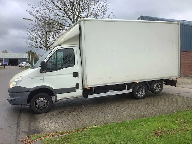 2012 iveco daily 40c15 d 375 bedrijfswagen - afbeelding 1 van  20