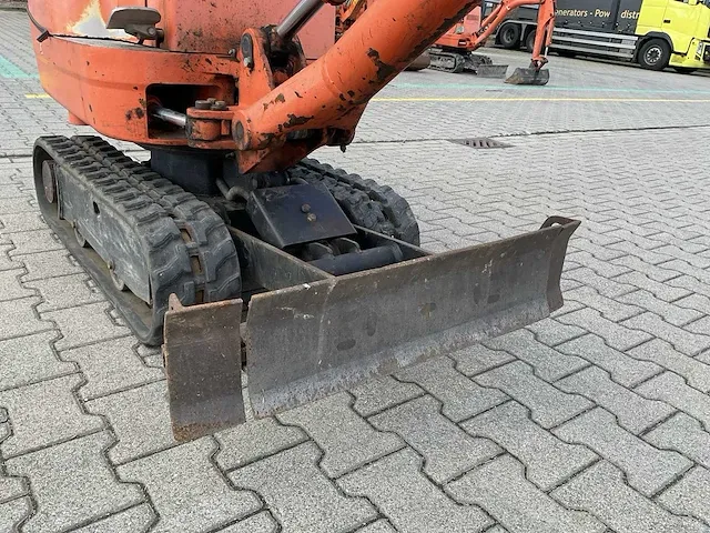 2012 jcb 8008-cts - 0,8 ton compacte mini graafmachine - afbeelding 3 van  28