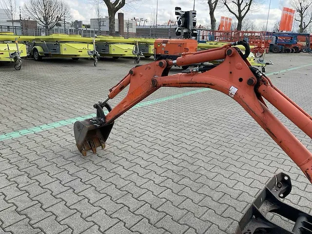 2012 jcb 8008-cts - 0,8 ton compacte mini graafmachine - afbeelding 7 van  28
