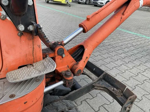2012 jcb 8008-cts - 0,8 ton compacte mini graafmachine - afbeelding 27 van  28