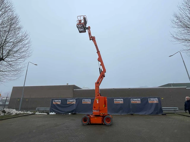2012 jlg e300ajp hoogwerker - afbeelding 1 van  32