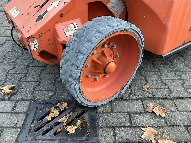 2012 jlg e400ajpn narrow hoogwerker - afbeelding 10 van  23