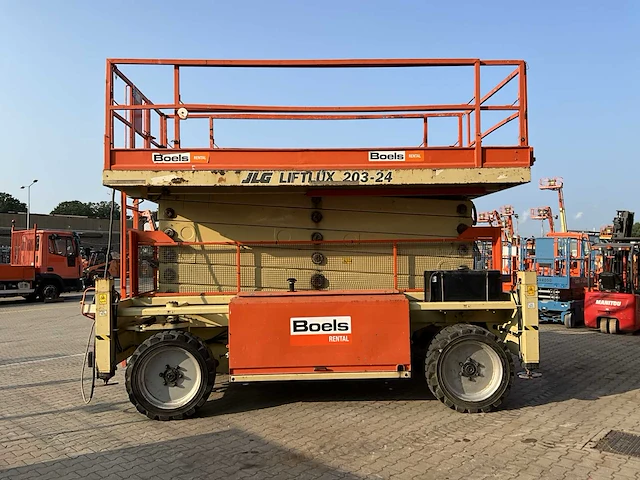 2012 jlg liftlux 203-24 hoogwerker 4x4 - afbeelding 23 van  26