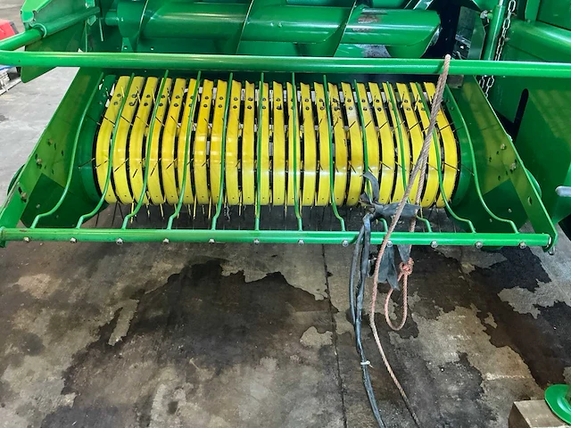 2012 john deere 359 balenpers - afbeelding 2 van  29