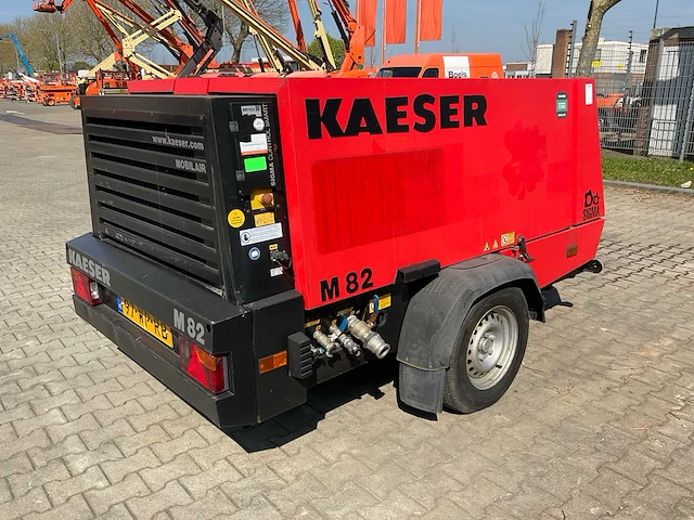 2012 kaeser m82 luchtcompressor aanhangwagen - afbeelding 11 van  17