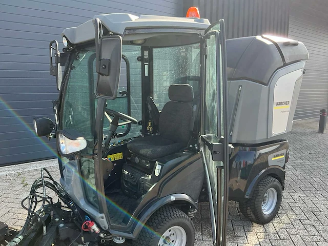 2012 karcher mc 34 c zelfrijdende veegmachine - afbeelding 2 van  47