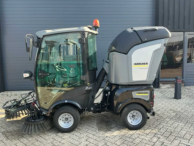 2012 karcher mc 34 c zelfrijdende veegmachine - afbeelding 12 van  47