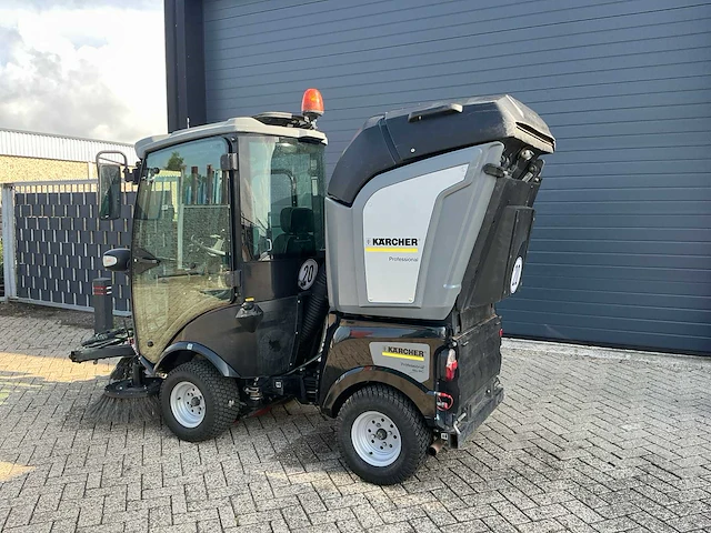 2012 karcher mc 34 c zelfrijdende veegmachine - afbeelding 23 van  47
