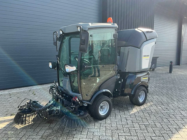 2012 karcher mc 34 c zelfrijdende veegmachine - afbeelding 34 van  47