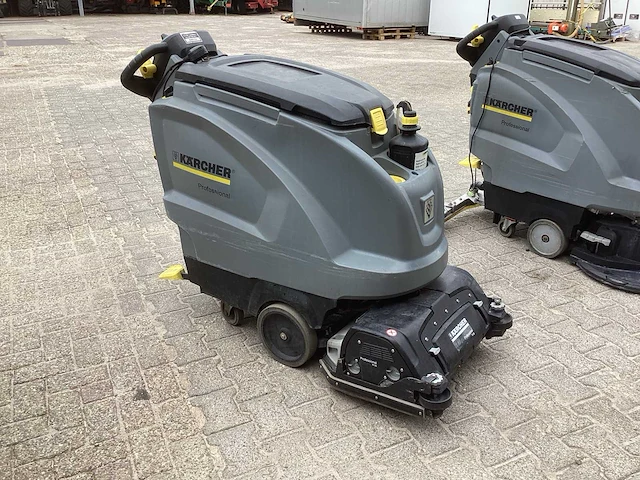 2012 kärcher professional b 60w vloerreiniger - afbeelding 3 van  10