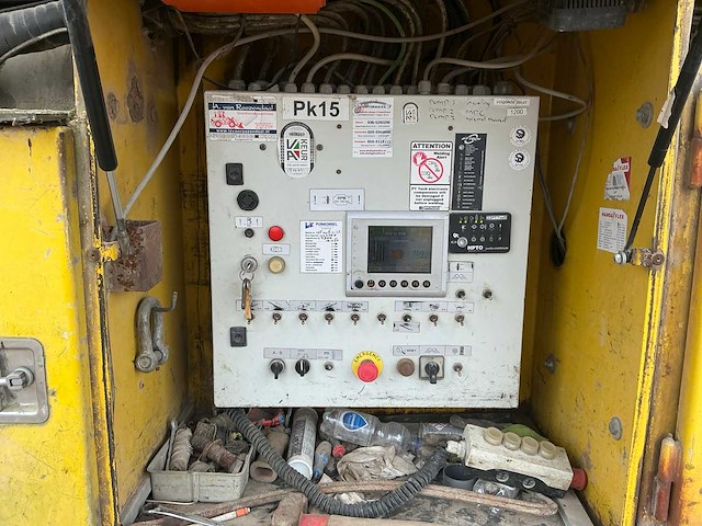 2012 keestrack destroyer 1312 mobiele breekinstallatie - afbeelding 2 van  44