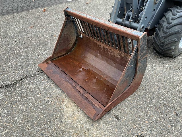 2012 knegt 1733k mini wiellader - afbeelding 2 van  24