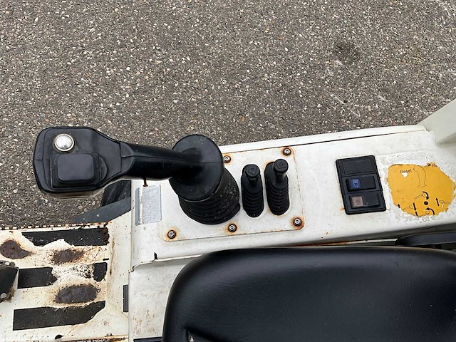 2012 knegt 1733k mini wiellader - afbeelding 10 van  24