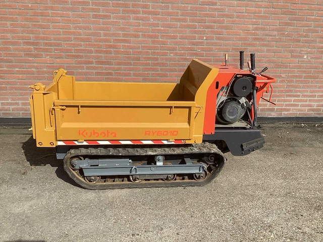 2012 kubota ry601d-3 rupsdumper - afbeelding 1 van  6